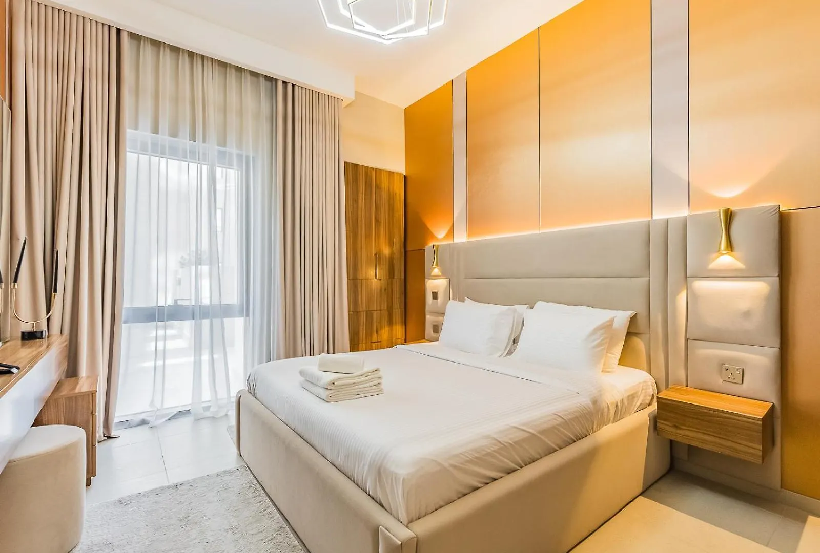 Daire Beach Escape 1Br-Vida Residences Creek Beach Dubai
