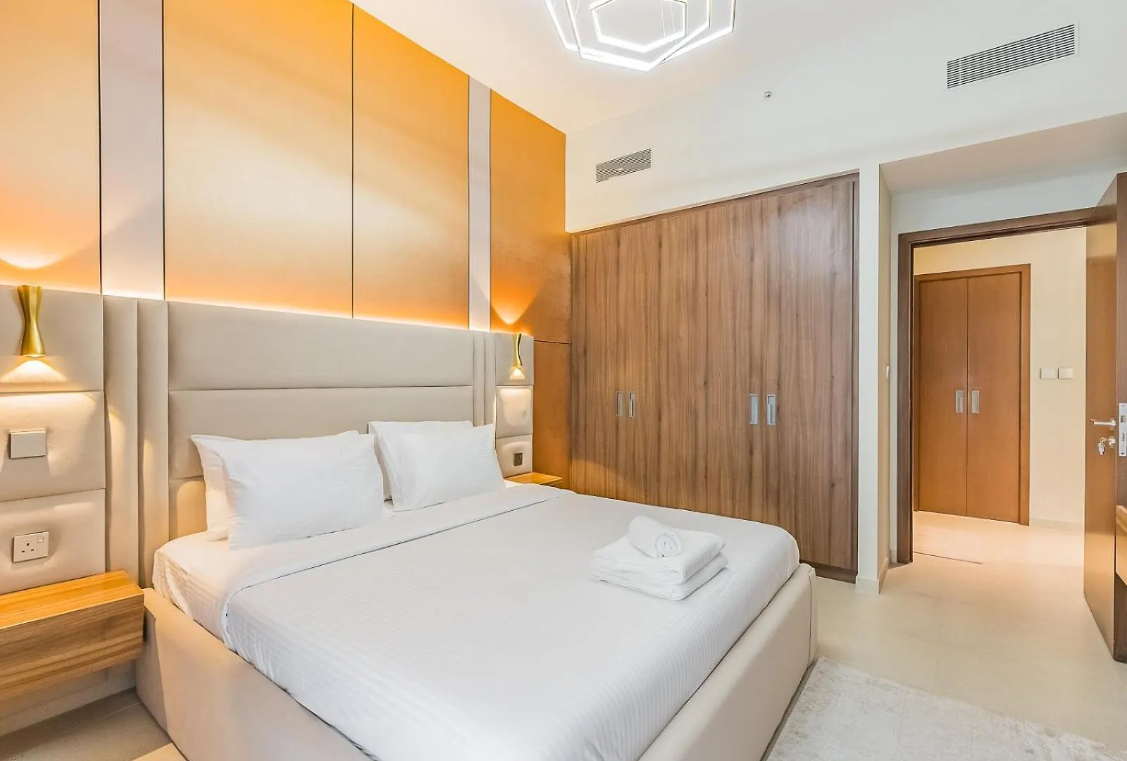 Beach Escape 1Br-Vida Residences Creek Beach Dubai United Arab Emirates