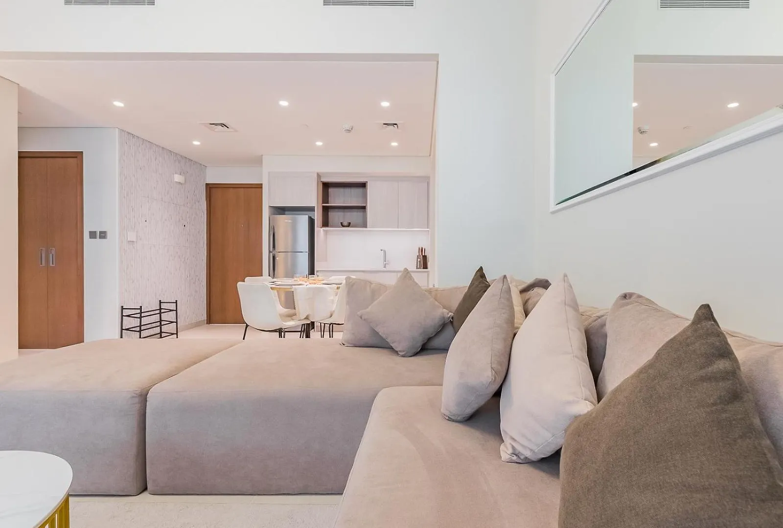Beach Escape 1Br-Vida Residences Creek Beach Dubai Apartment